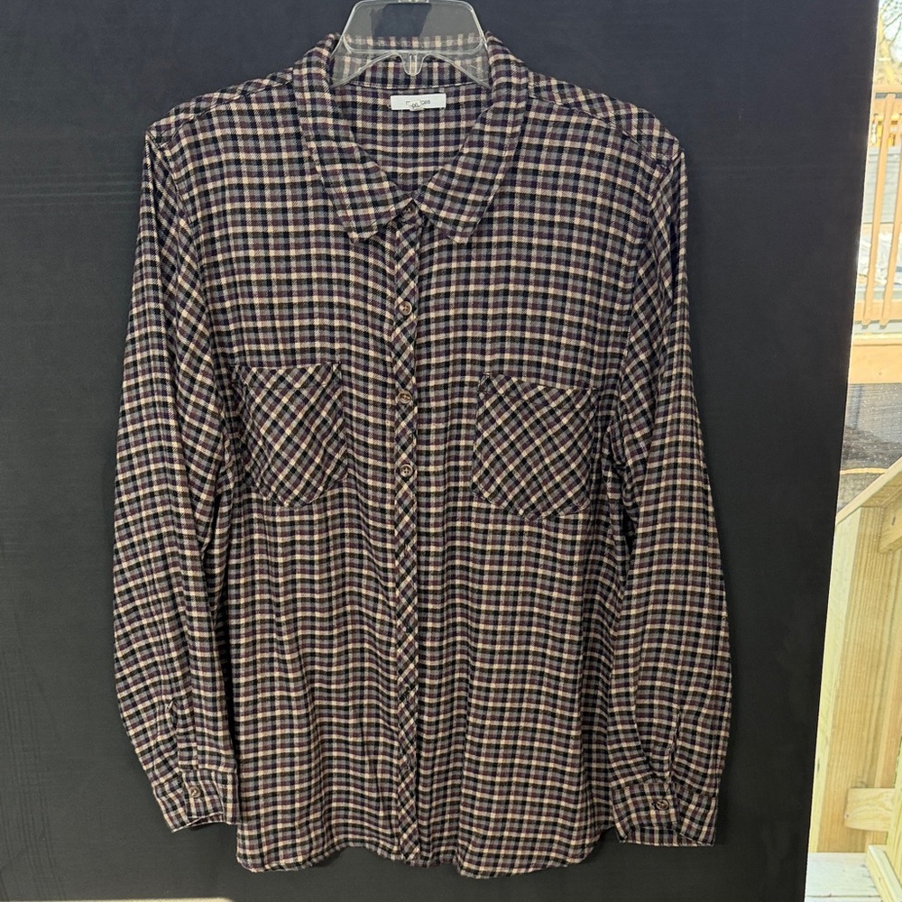 Maurices Black and Brown Plaid Button Down Shirt